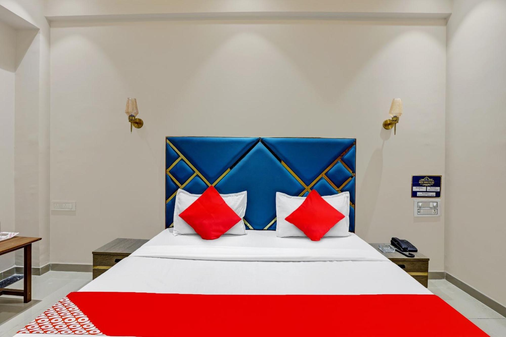 Hotel O Shree Palace Utrān Exteriör bild